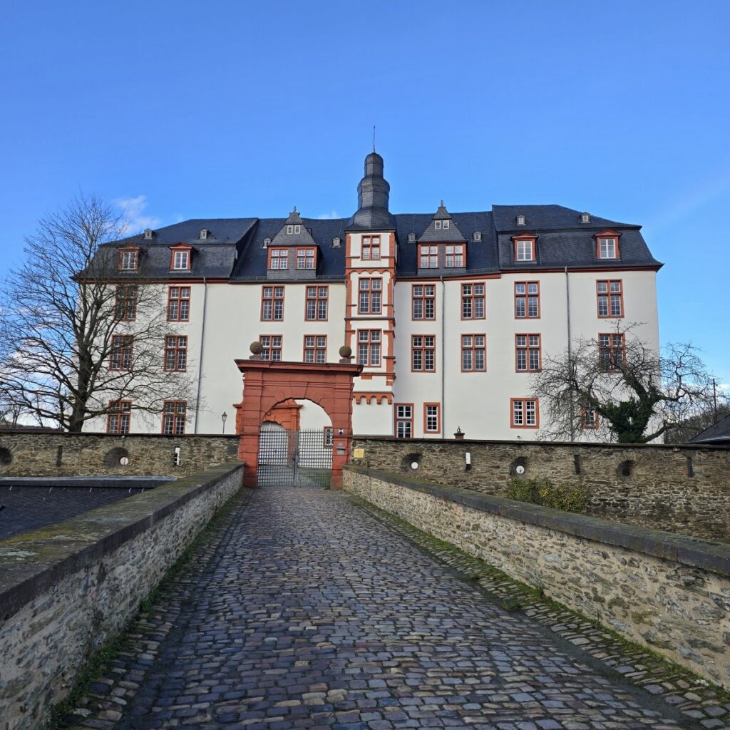 20250106_134420_1200x1200