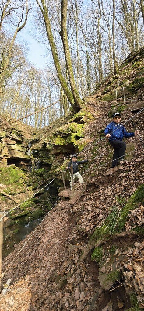 20260308_151247_1024_473